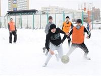 ПОЛЕ РОВНОЕ, МЯЧ КЛУГЛЫЙ... А КГЭУ - ЧЕМПИОН!